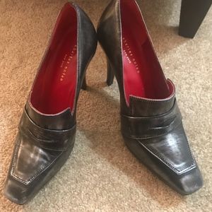 EUC luxury - Charles Nolan silver distressed pumps
